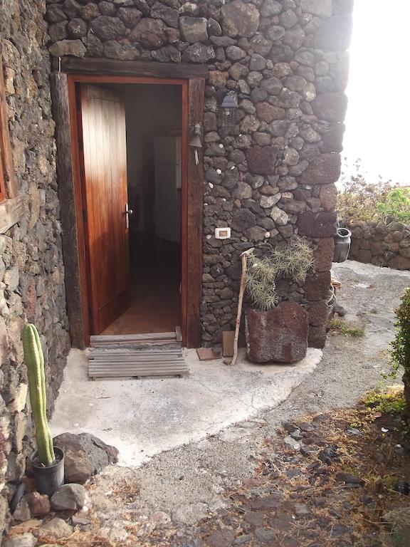 Castillo Gualisancho Echedo Стая снимка